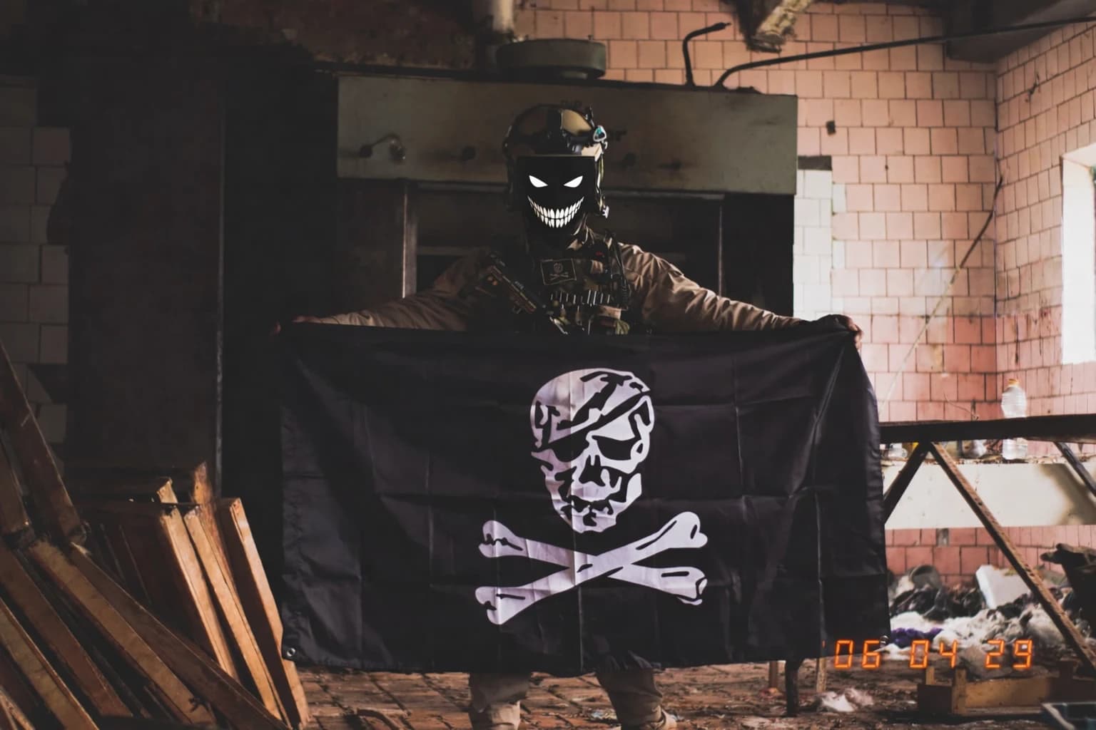 Страйкбольный кит «BLUE SQUADRON'S PIRATES» — снаряжение участника Tactical Hub